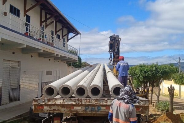 Nova iluminação com lâmpadas de LED modernizará Avenida Paulo Marques em Barbalha