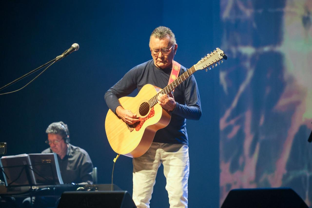 Celebrando 70 anos, Manassés faz show sexta, 69, no CCBNB Cariri, em Juazeiro do Norte, com entrada franca