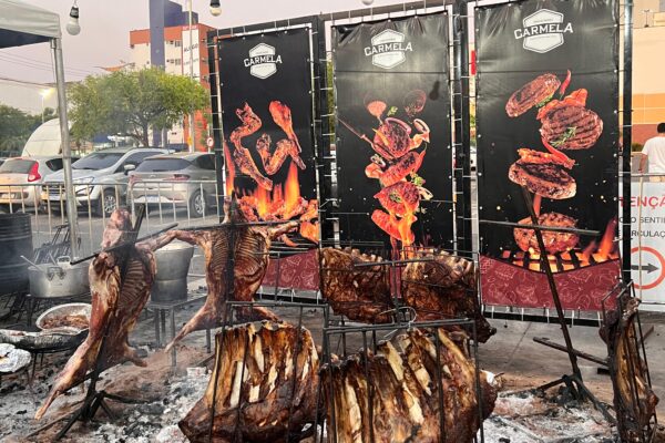 BBQ-Fest-Beer-2024-traz-variedade-de-opcoes-gastronomicas-bebidas-artesanais-e-atracoes-musicais-para-o-Cariri-scaled.jpeg