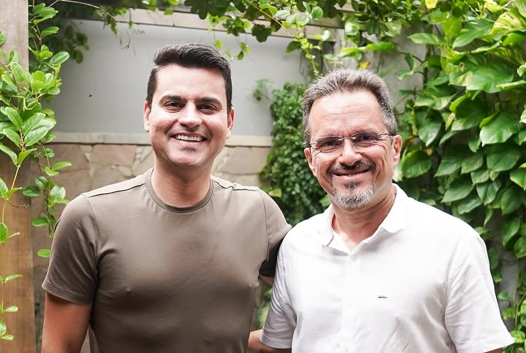 O deputado federal Yury do Paredão (MDB) esteve, no último sábado, 8, com o prefeito do Crato, André Barreto (PT), para discutir os preparativos da ExpoCrato 2025.