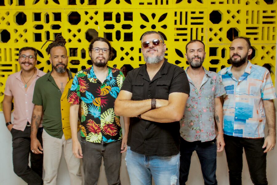 Seu Pereira e Coletivo 401 traz show de novo álbum "obsoleto" para Juazeiro do Norte