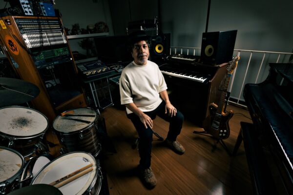 Marcelo Lobato lança remix de “Wi-Fi Free” com batidas eletrônicas e atmosfera hipnótica assinadas por Vini Correa