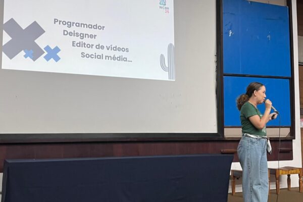 Erika Souza representa o Ceará no WordCamp Brasil 2025 com palestra sobre jornalismo digital