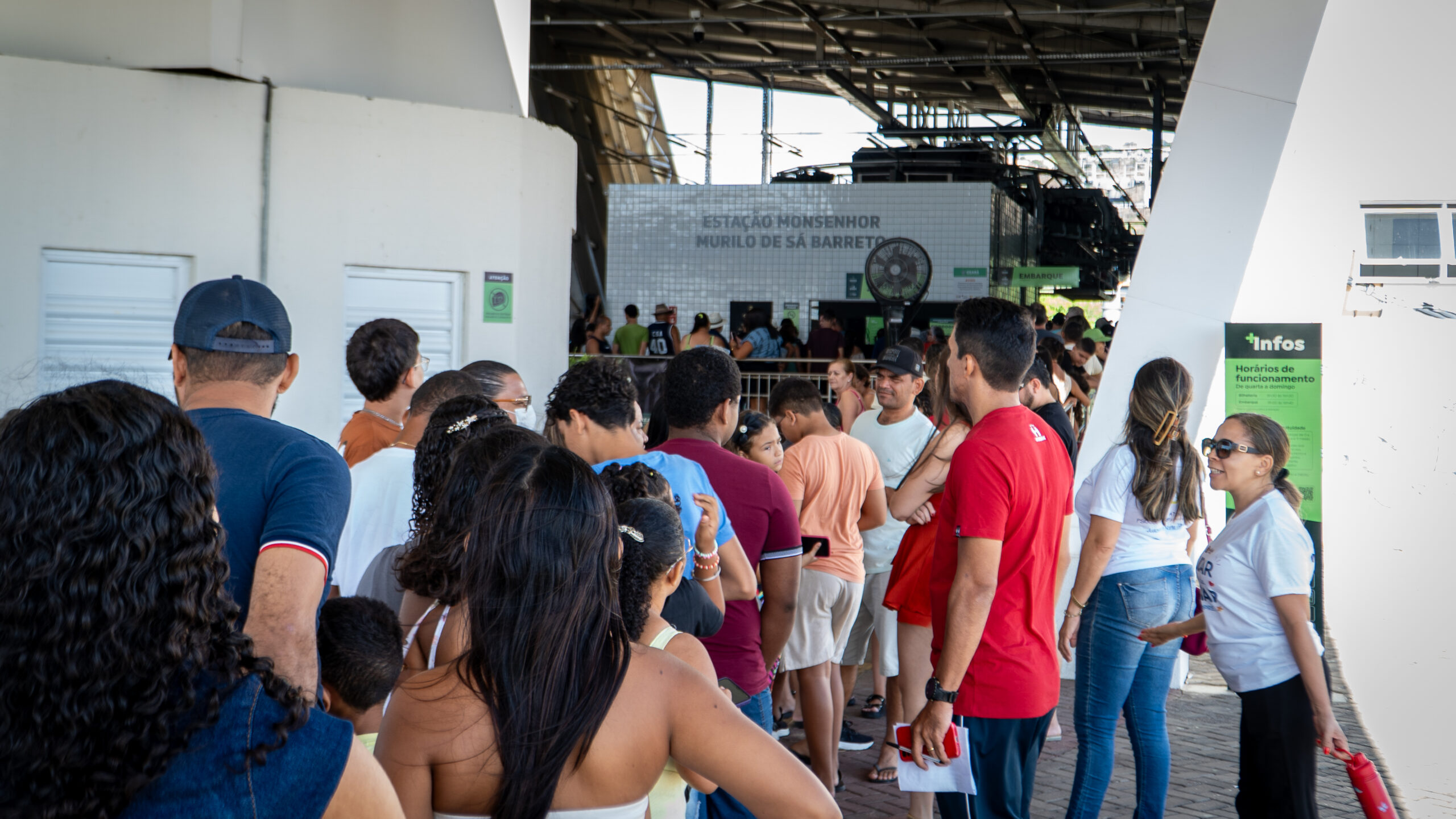 Todo mundo paga meia-entrada nas quartas-feiras do mês de março no teleférico do Complexo Ambiental Caminhos do Horto | NewsCast