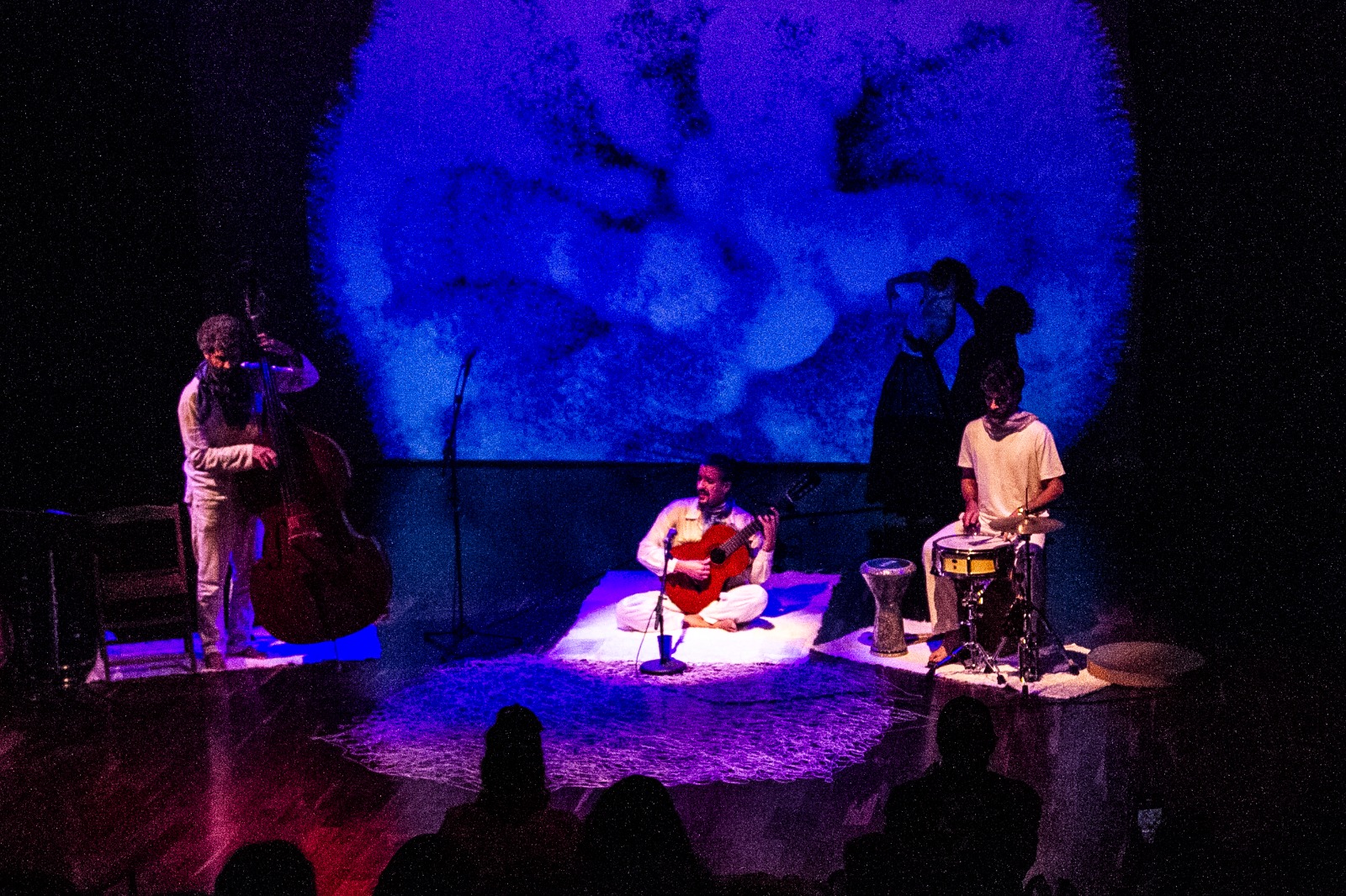 Raphael Arcänjo apresenta "Trilogia Universália" em show que une música, poesia e travessia sensorial no Cariri | NewsCast